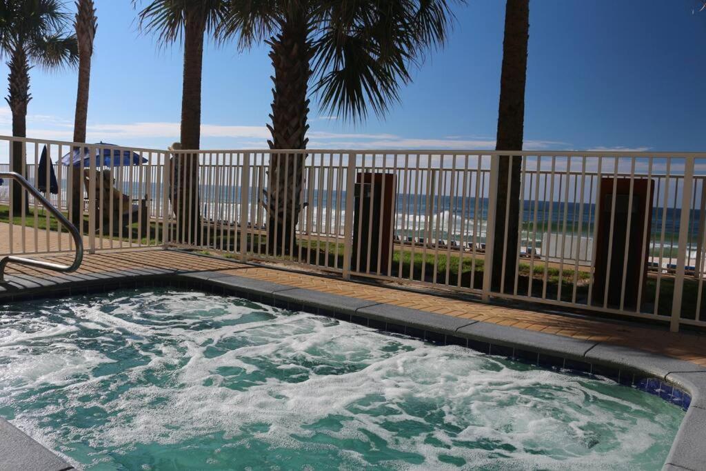 Tropic Winds 1701 Premium Corner Unit With 2 Parkings! Free Beach Chairs Service! Panama City Beach Bagian luar foto