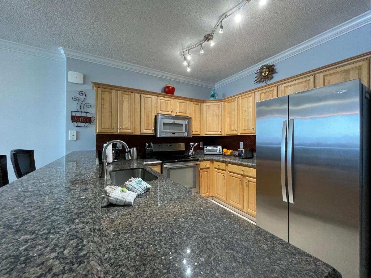 Tropic Winds 1701 Premium Corner Unit With 2 Parkings! Free Beach Chairs Service! Panama City Beach Bagian luar foto