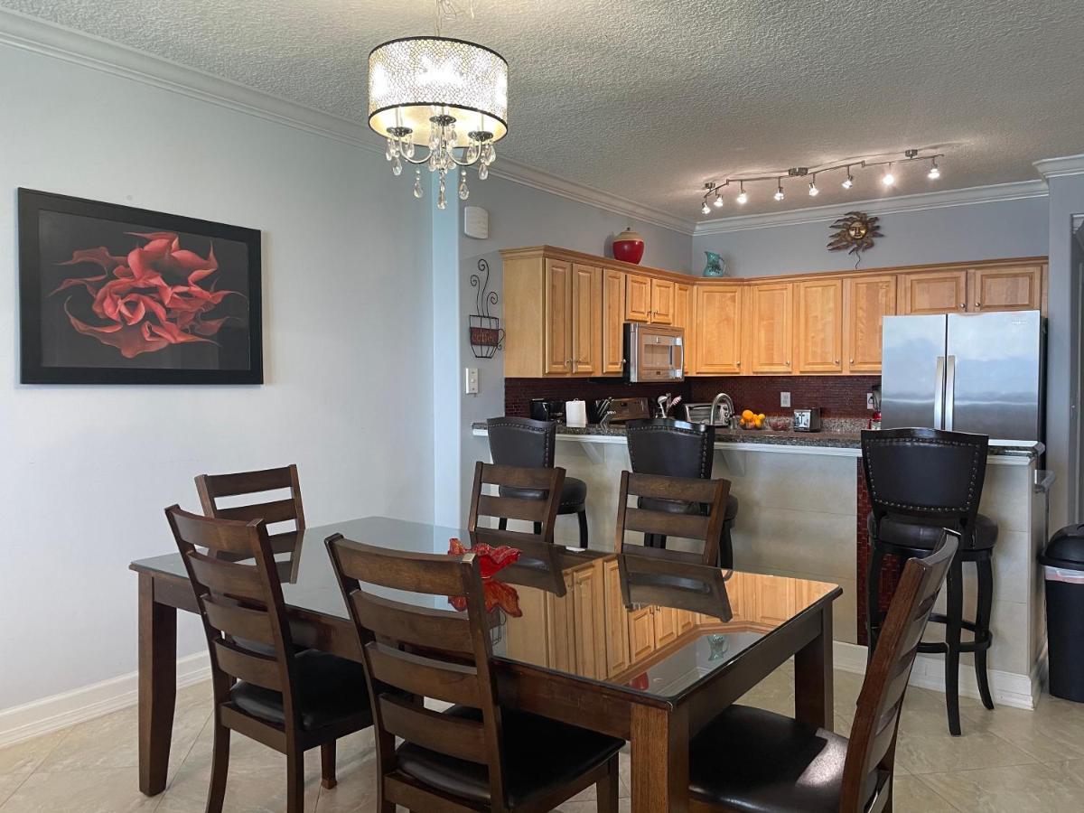 Tropic Winds 1701 Premium Corner Unit With 2 Parkings! Free Beach Chairs Service! Panama City Beach Bagian luar foto