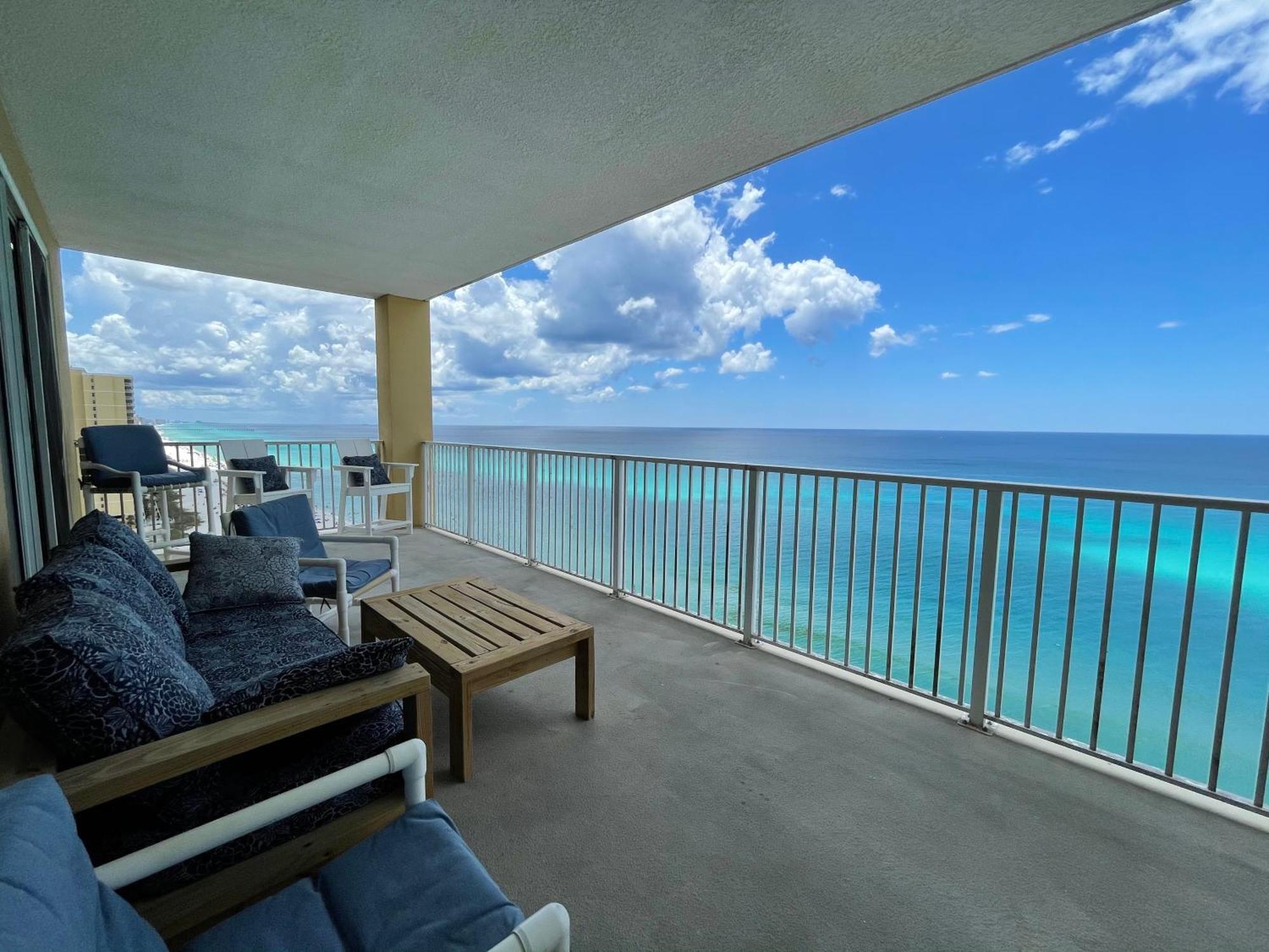 Tropic Winds 1701 Premium Corner Unit With 2 Parkings! Free Beach Chairs Service! Panama City Beach Bagian luar foto