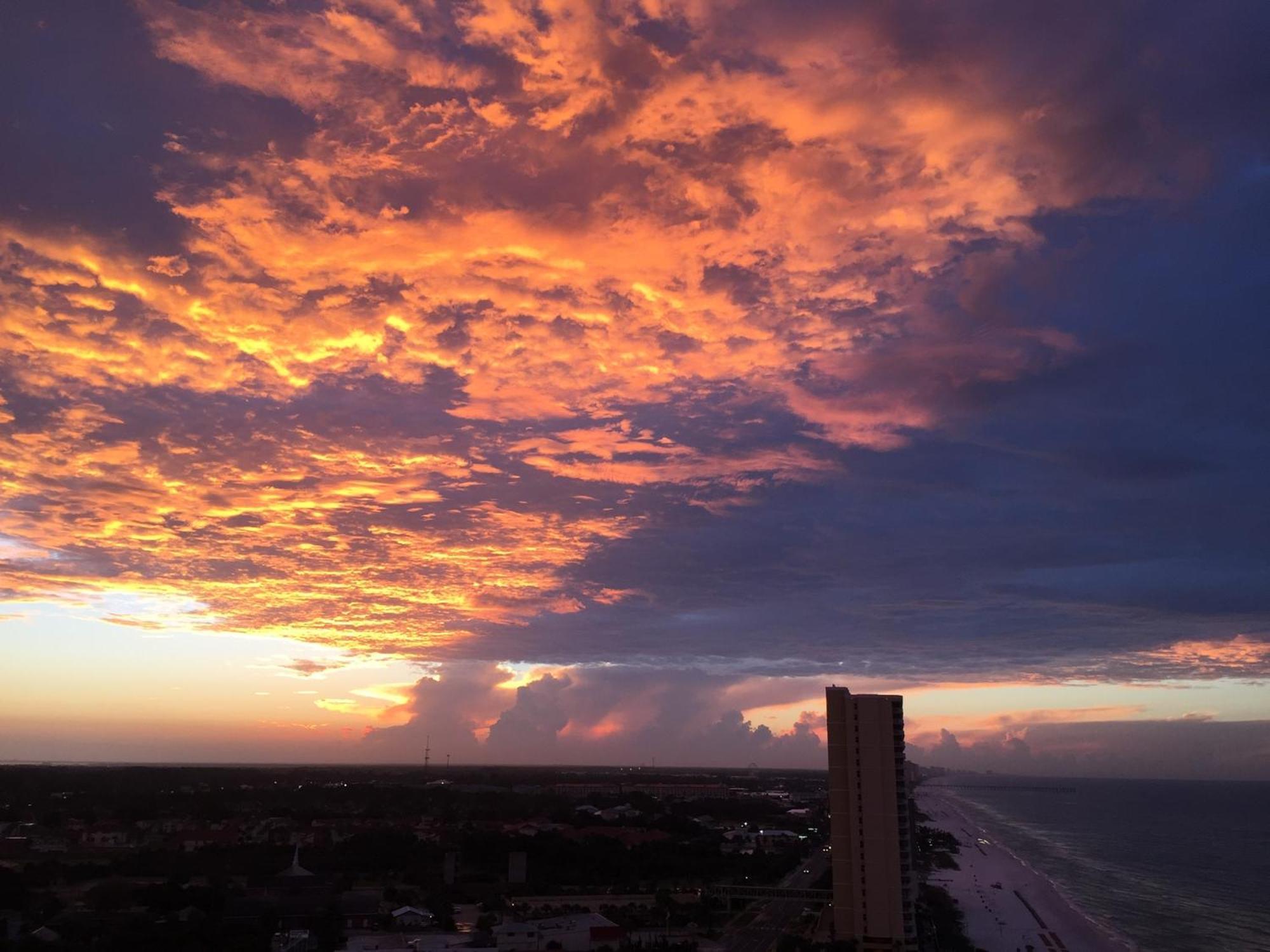 Tropic Winds 1701 Premium Corner Unit With 2 Parkings! Free Beach Chairs Service! Panama City Beach Bagian luar foto